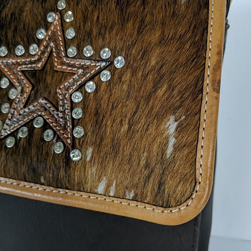 Montana Silversmith Western Brown Leather Calf Hair On Bag Crossbody Star Front - Picture 3 of 11